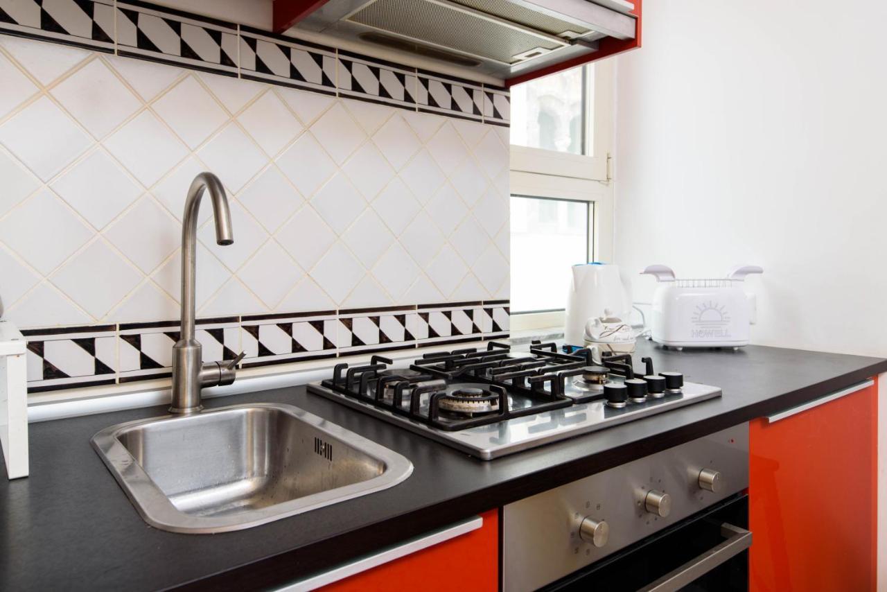 Centro Storico - Wifi & Cucina Apartment Salerno Exterior photo